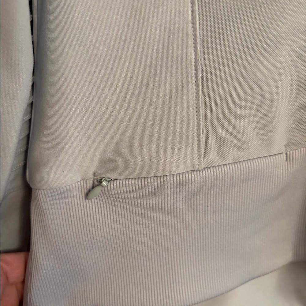 Mondetta Gray Moto Style Zip up-High Neck-2 Front hidden pockets-Size Medium - Picture 8 of 14